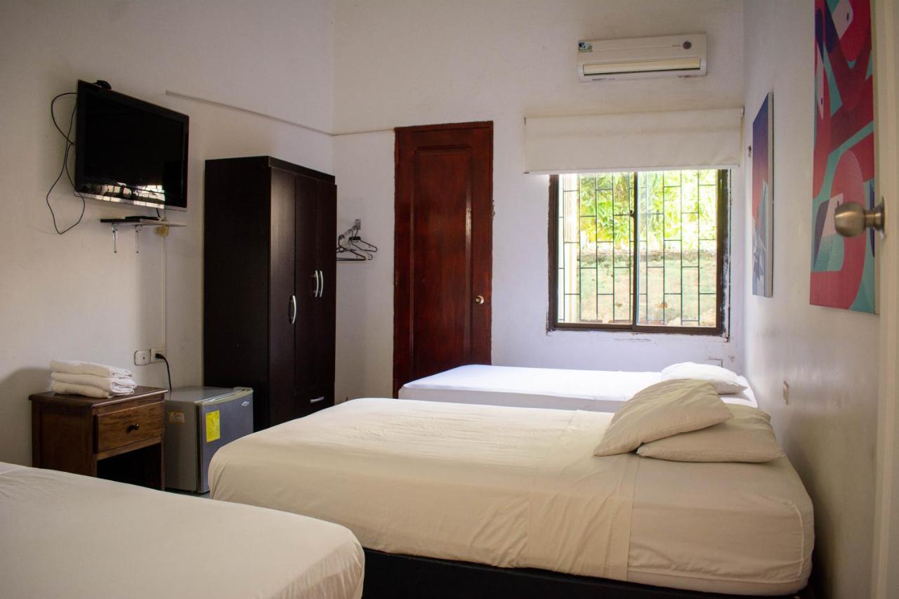 Hotel Miami SM Santa Marta  Esterno foto